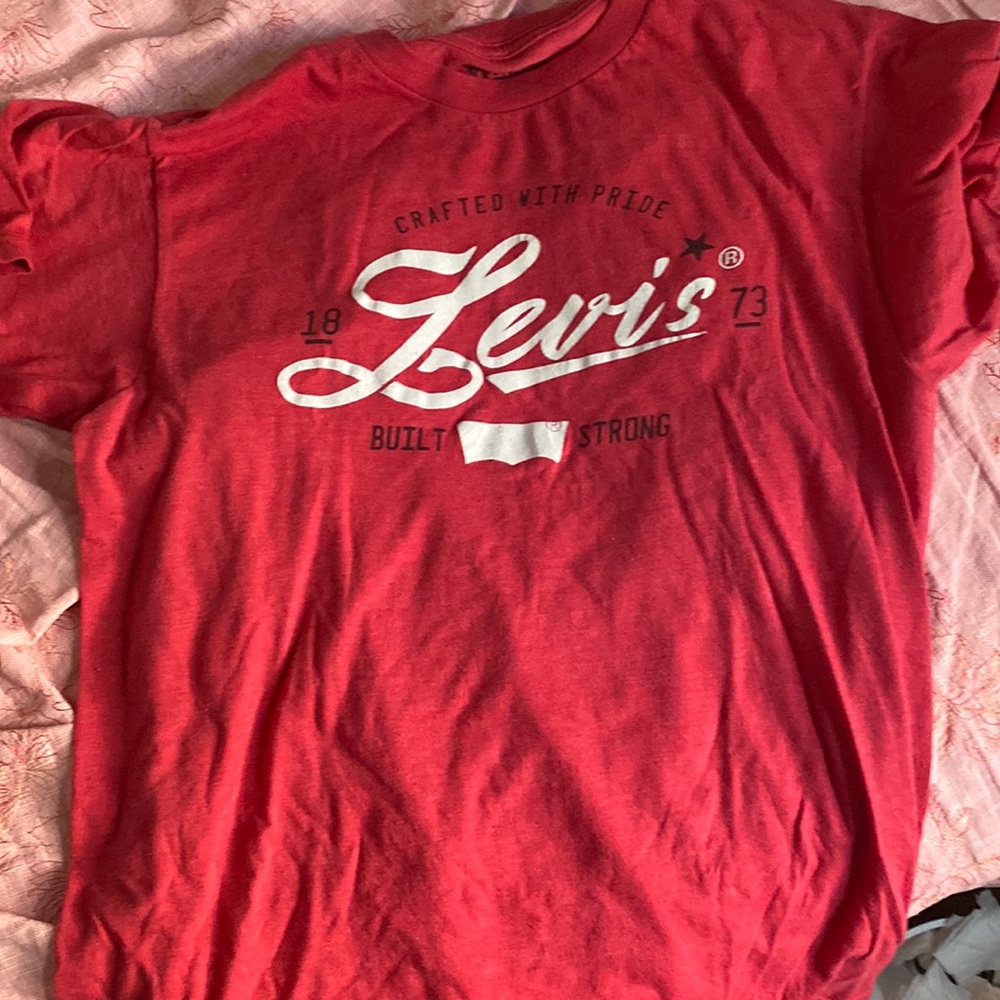 Levi Shirt